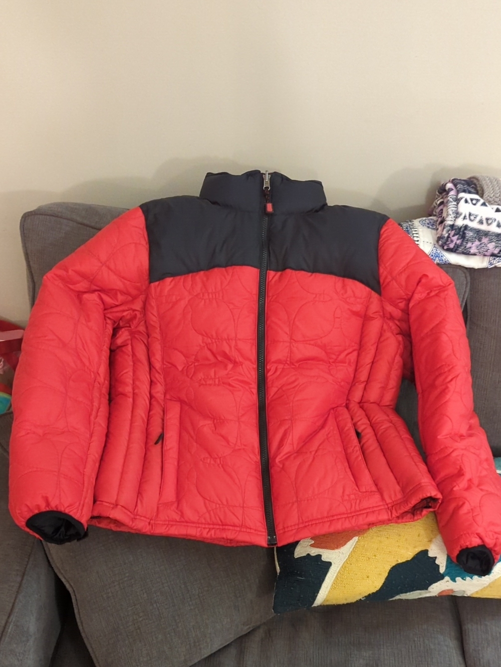 L.L. Bean Women's Red and Black Quilted Puffer Jacket Size Small